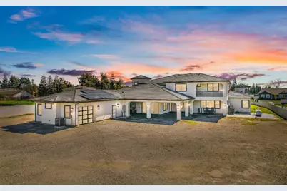 9013 Deleon Court, Elk Grove, CA 95624 - Photo 3
