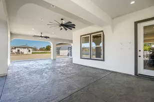 9013 Deleon Ct, Elk Grove, CA 95624 - Photo 87