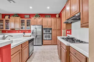 2202 Acorn Ridge Ct, Folsom, CA 95630 - Photo 15