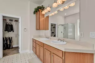 2202 Acorn Ridge Ct, Folsom, CA 95630 - Photo 27
