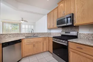 2153 Horseshoe Glen Cir, Folsom, CA 95630 - Photo 3