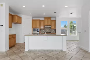 1241 Calypso Ranch Dr, Plumas Lake, CA 95961 - Photo 7