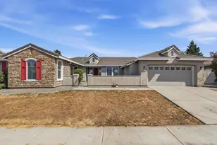 1241 Calypso Ranch Dr, Plumas Lake, CA 95961 - Photo 3