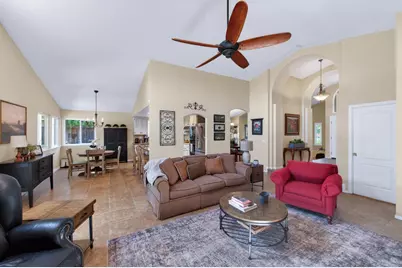 3055 Fairmont Court, Madera, CA 93637 - Photo 9
