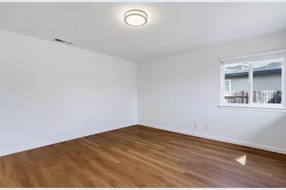 1125 E 19th Street, Marysville, CA 95901 - Photo 11