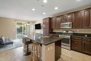 4869 S Ammolite Way, Elk Grove, CA 95757 - Photo 3