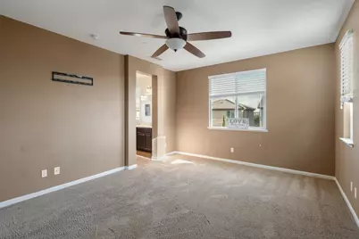 4869 S Ammolite Way, Elk Grove, CA 95757 - Photo 19