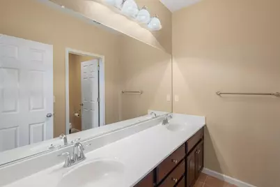 4869 S Ammolite Way, Elk Grove, CA 95757 - Photo 11