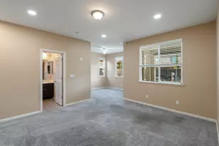 4869 S Ammolite Way, Elk Grove, CA 95757 - Photo 15