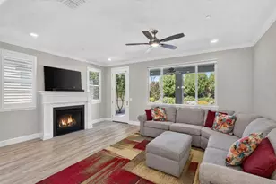 6089 Hot Springs Dr, El Dorado Hills, CA 95762 - Photo 13