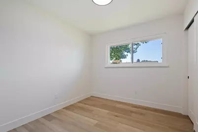 8949 Plaza Park Drive, Elk Grove, CA 95624 - Photo 25