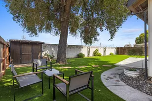1726 Gwendolyn Ave, Escalon, CA 95320 - Photo 29