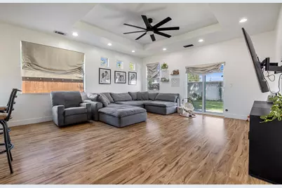 1726 Gwendolyn Avenue, Escalon, CA 95320 - Photo 13