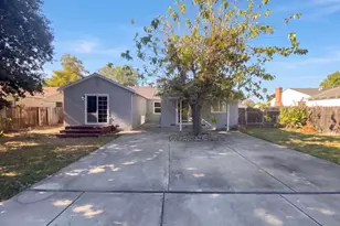 3450 Sierra View Ln, Sacramento, CA 95821 - Photo 5