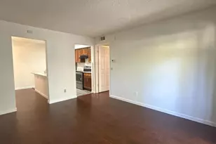 700 Del Verde Cir, Sacramento, CA 95833 - Photo 3