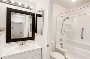700 Del Verde Cir, Sacramento, CA 95833 - Photo 11
