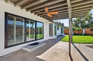 319 Shire Way, Modesto, CA 95356 - Photo 43