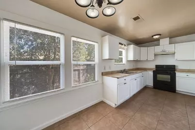 3128 Clay Street, Sacramento, CA 95815 - Photo 17