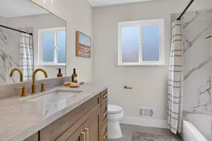 2121 Sugartree Dr, Pittsburg, CA 94565 - Photo 25