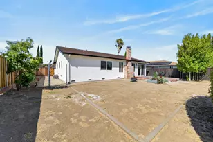 2121 Sugartree Dr, Pittsburg, CA 94565 - Photo 35