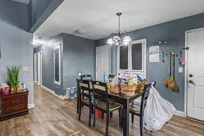 8262 Lockborne Drive, Sacramento, CA 95823 - Photo 15