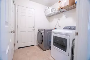 2136 W Pincay St, Merced, CA 95348 - Photo 9