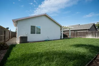 2136 W Pincay Street, Merced, CA 95348 - Photo 21