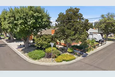 805 Edison Avenue, Modesto, CA 95350 - Photo 51