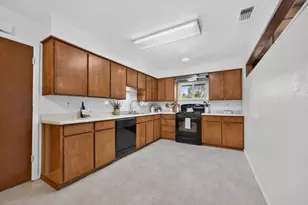4305 Figwood Way, Sacramento, CA 95864 - Photo 7