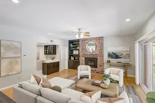 7713 S Cove Dr, Sacramento, CA 95831 - Photo 21
