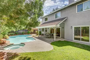 7713 S Cove Dr, Sacramento, CA 95831 - Photo 45
