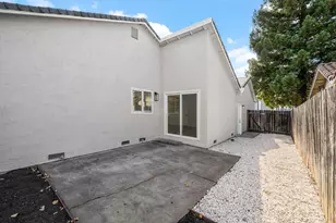 4756 Kelton Way, Sacramento, CA 95838 - Photo 27