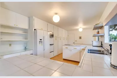 740 Monroe Avenue, Los Banos, CA 93635 - Photo 17
