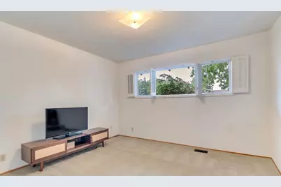 740 Monroe Avenue, Los Banos, CA 93635 - Photo 37