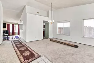 5957 Sawyer Cir, Sacramento, CA 95823 - Photo 7