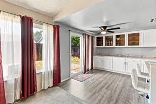 5957 Sawyer Cir, Sacramento, CA 95823 - Photo 13