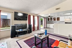 5957 Sawyer Cir, Sacramento, CA 95823 - Photo 9