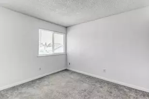 5957 Sawyer Cir, Sacramento, CA 95823 - Photo 29