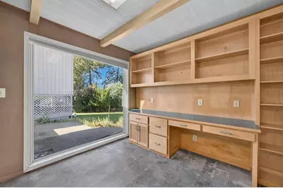 2130 Trimble Way, Sacramento, CA 95825 - Photo 27