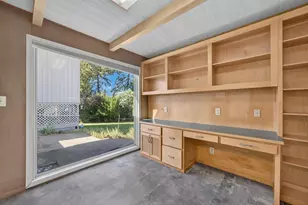 2130 Trimble Way, Sacramento, CA 95825 - Photo 27