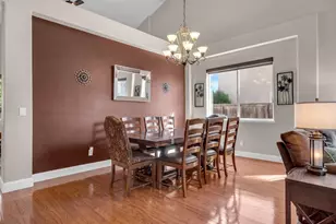 9489 Rossport Way, Elk Grove, CA 95624 - Photo 13