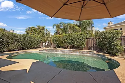 9489 Rossport Way, Elk Grove, CA 95624 - Photo 43