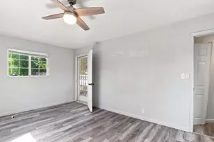 1127 N F St, Stockton, CA 95205 - Photo 39