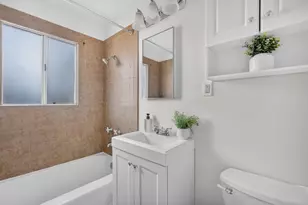2505 23rd Ave, Sacramento, CA 95820 - Photo 15