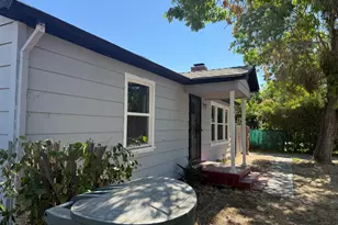 1405 E 22nd St, Merced, CA 95340 - Photo 11