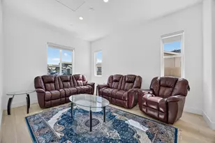 6976 Albatross Dr, Stockton, CA 95219 - Photo 7