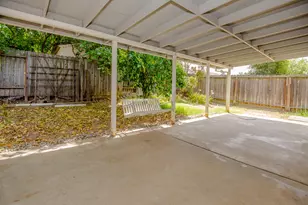 4824 Willowbrook Dr, Sacramento, CA 95842 - Photo 31