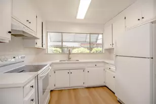 4824 Willowbrook Dr, Sacramento, CA 95842 - Photo 9
