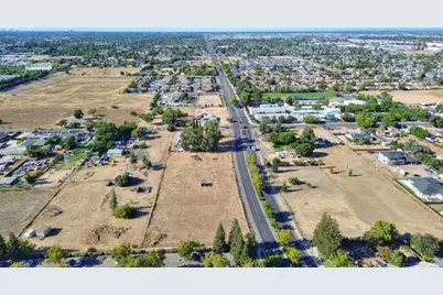 8016 Stevenson Avenue, Sacramento, CA 95828 - Photo 9