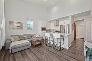 450 Tailoff Ln, Sacramento, CA 95818 - Photo 15